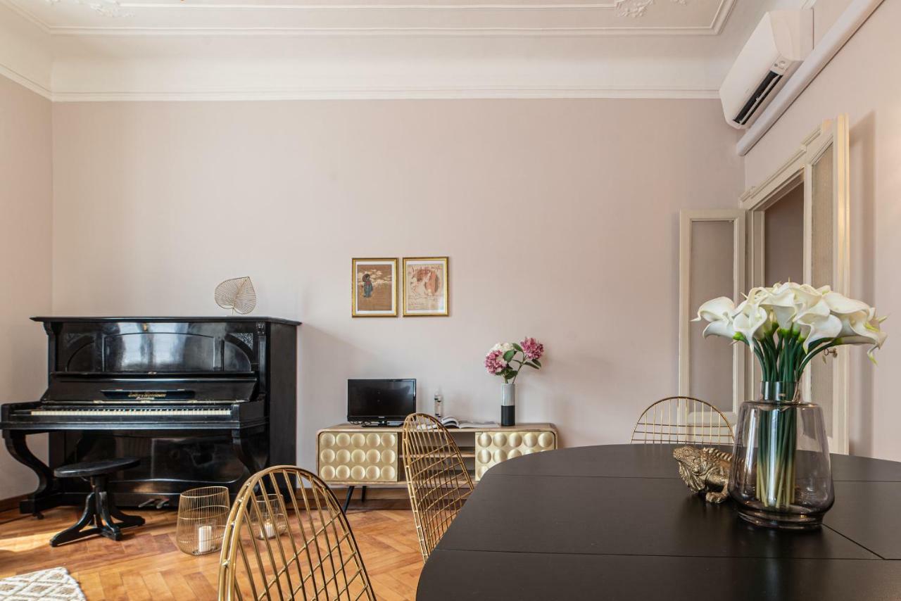 Joivy Sophisticated 3-Bed Flat With Desk Daire Milano Dış mekan fotoğraf